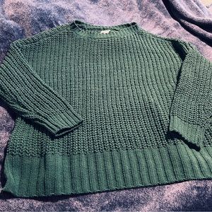 Hunter green American eagle oversized sweater